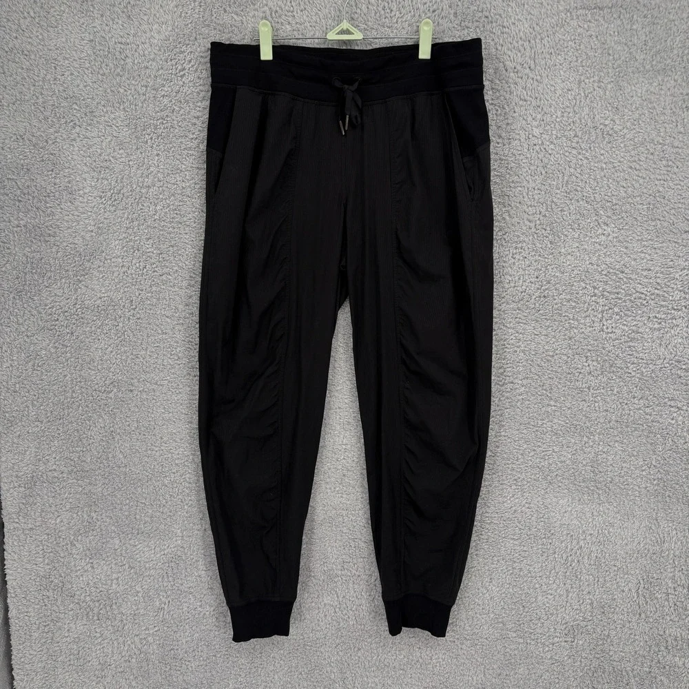 Lululemon Dance Studio Jogger 29
